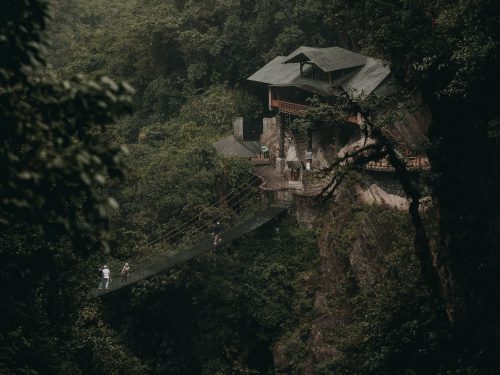 QQ浏览器与Edge浏览器的巅峰对决谁将主宰未来？