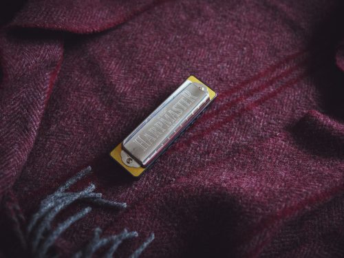 率先告别“马桶盖”设计！一加Ace3Pro成性价比最高的8Gen3中端机